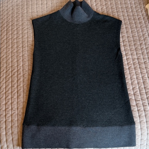 Theory Tops - Theory Sleeveless Mock Neck Knit Top in Charcoal Gray